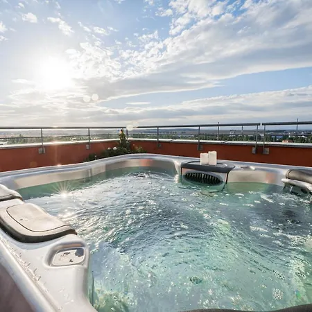 Apartament Penthouse Letnanske Zahrady Praga