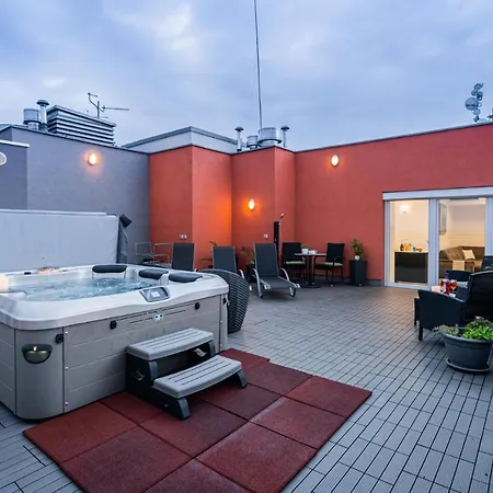 Penthouse Letnanske Zahrady * Praga