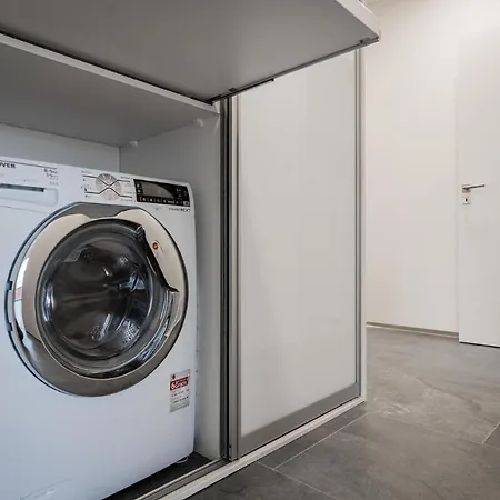 Penthouse Letňanské Zahrady Apartmán *